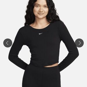 Nike Sportswear Chill Knit Women's Tight Scoop-Back Long-Sleeve Mini-Rib Top